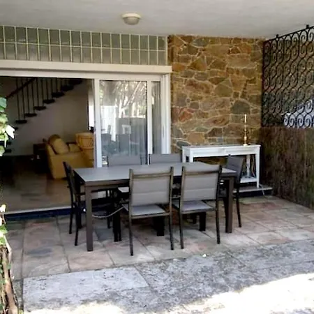Spacious House In Дом отдыха Платья-де-Аро