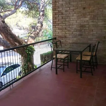 Spacious House In בית נופש