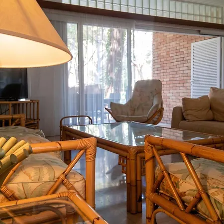 Сasa de vacaciones Spacious House In