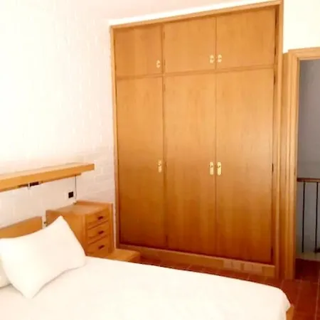 בית נופש Spacious House In פלטחה ד'ארו